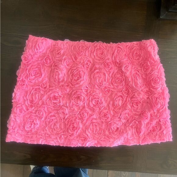 Urban Outfitters Lulu Textured Rosette Skirt - Picture 7 of 11